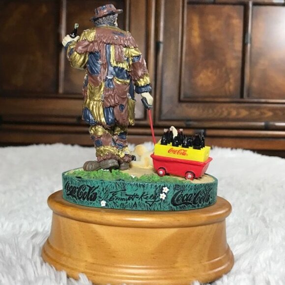 Vintage Coca-Cola Limited Edition Emmett Kelly 'To Market' Musical Figurine - Picture 9 of 16